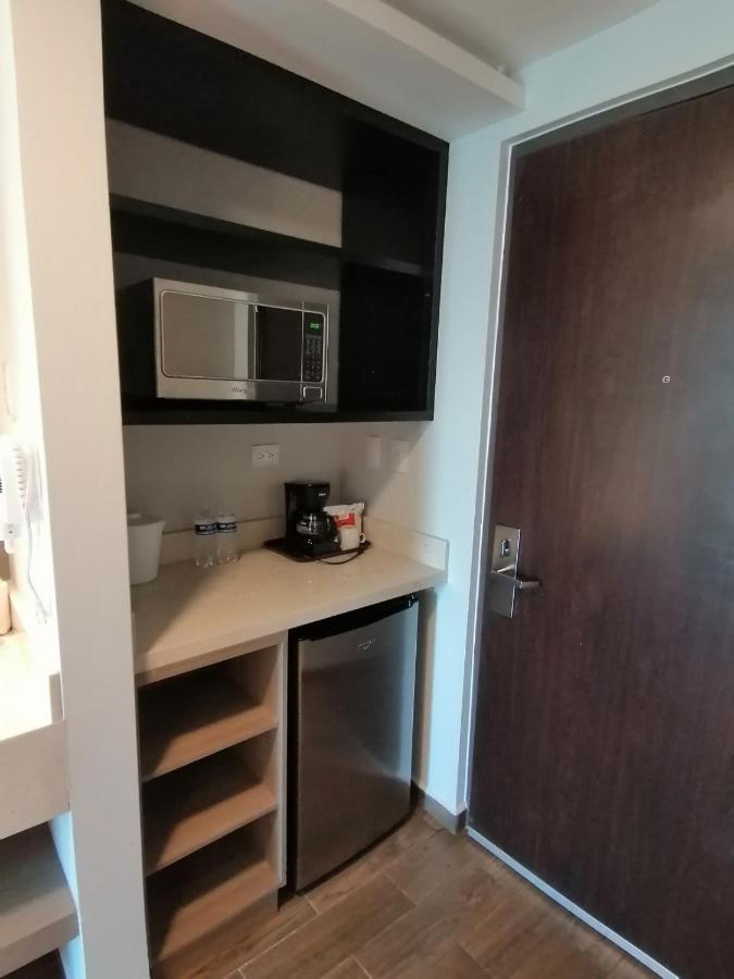 Hotel Nuvo Saltillo Kültér fotó