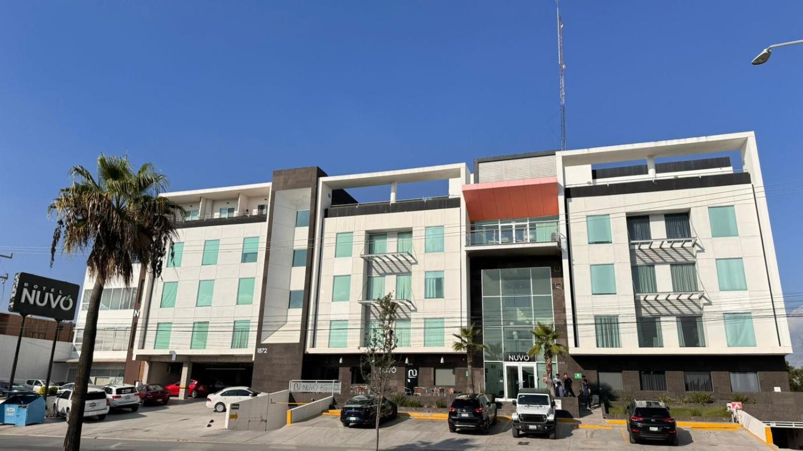 Hotel Nuvo Saltillo Kültér fotó